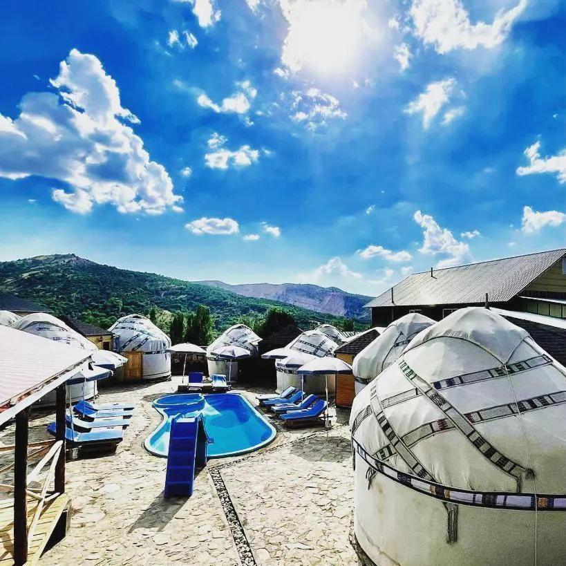 Nebesa Guest House Chimgan Exterior foto