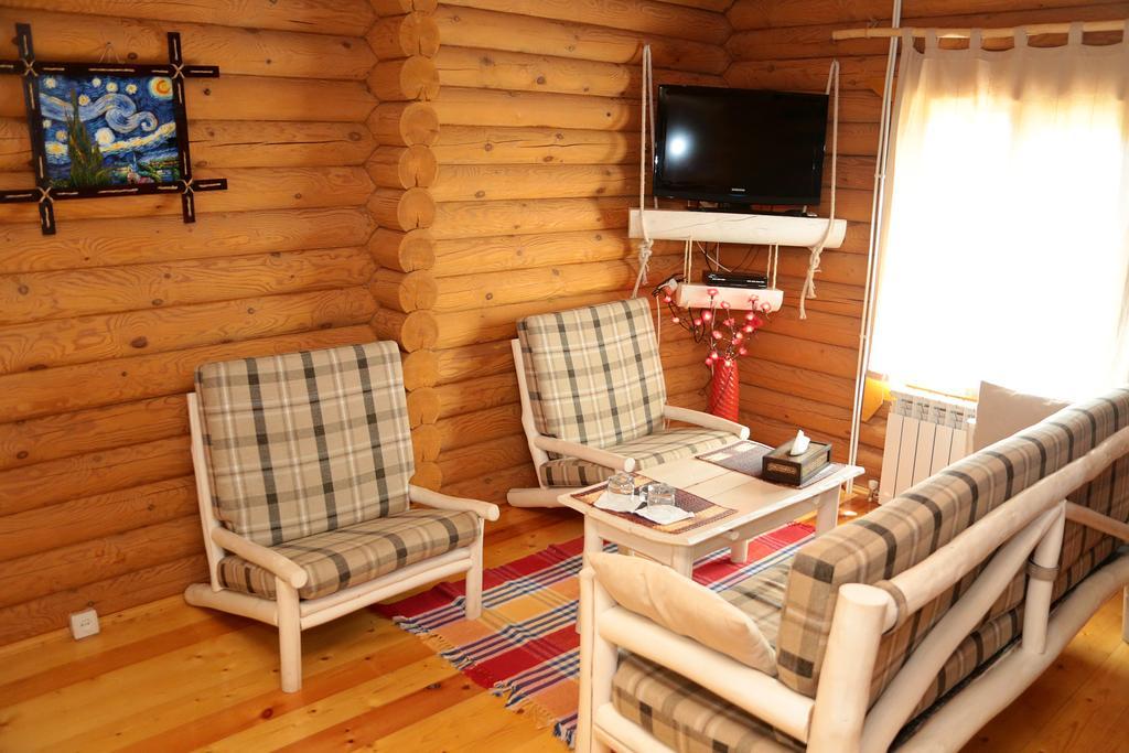 Nebesa Guest House Chimgan Exterior foto